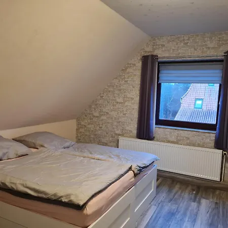 Apartment Wunderschoene Mit Terrasse Und Garten Waabs
